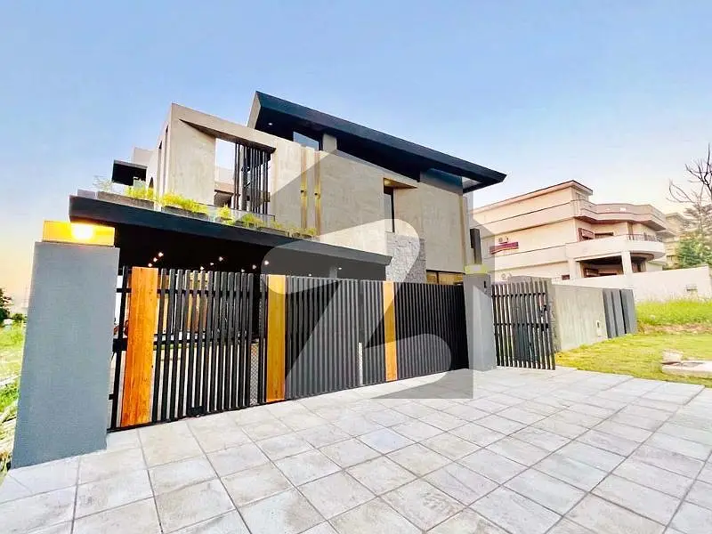 House For Sale Is Readily Available In Prime Location Of DHA Defence Phase 2