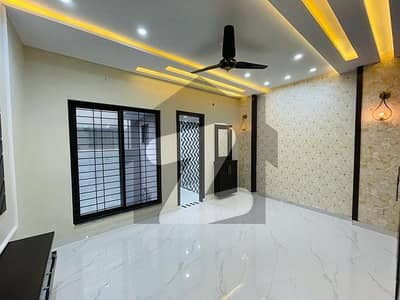 8 MARLA LIKE BRAND NEW PORTION FOR RENT IN UMAR BLOCK BAHRIA TOWN LAHORE