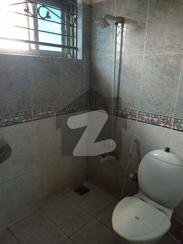 ڈی ایچ اے فیز 2 ڈیفنس (ڈی ایچ اے),لاہور میں 3 کمروں کا 7 مرلہ مکان 1.0 لاکھ میں کرایہ پر دستیاب ہے۔