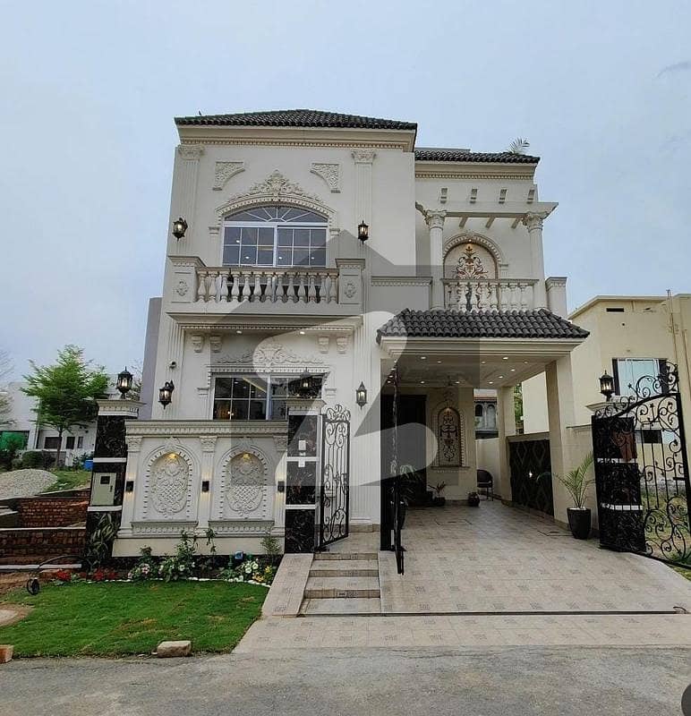 ڈی ایچ اے 9 ٹاؤن ڈیفنس (ڈی ایچ اے),لاہور میں 3 کمروں کا 5 مرلہ مکان 80.0 ہزار میں کرایہ پر دستیاب ہے۔