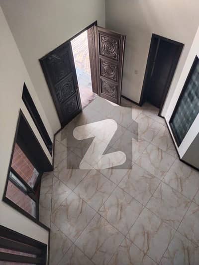 شادمان ون شادمان,لاہور میں 7 کمروں کا 1 کنال مکان 2.5 لاکھ میں کرایہ پر دستیاب ہے۔