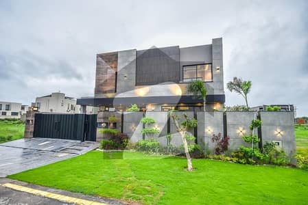 1 Kanal Brand New Beautiful Modern Design House At Good Location