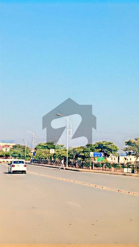 Cheapest 1 Kanal South Facing Plot at 60 Feet Wide Road