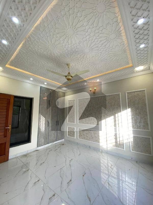 Wapda City 11 Marla Corner Brand New House For Sale