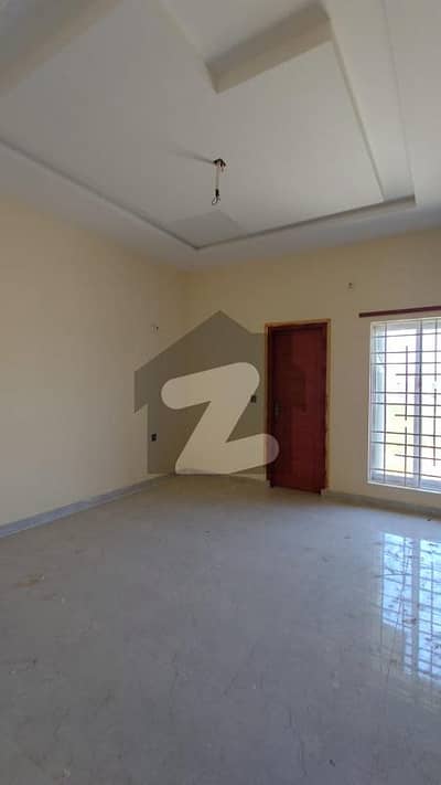 ایل ڈی اے ایوینیو ۔ بلاک ایم ایل ڈی اے ایوینیو,لاہور میں 6 کمروں کا 10 مرلہ مکان 1.1 لاکھ میں کرایہ پر دستیاب ہے۔