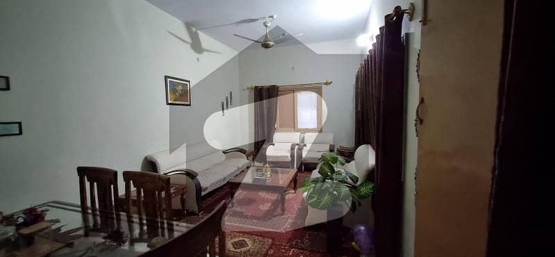 کاظم آباد ملیر,کراچی میں 6 کمروں کا 5 مرلہ مکان 2.3 کروڑ میں برائے فروخت۔