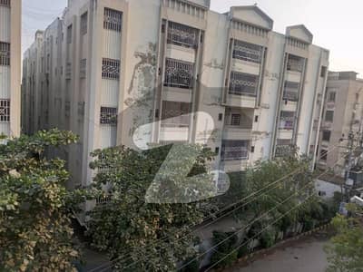 گلستانِِ جوہر ۔ بلاک 15 گلستانِ جوہر,کراچی میں 3 کمروں کا 6 مرلہ فلیٹ 1.83 کروڑ میں برائے فروخت۔ گلستانِِ جوہر ۔ بلاک 15 گلستانِ جوہر,کراچی میں 3 کمروں کا 6 مرلہ فلیٹ 1.83 کروڑ میں برائے فروخت۔