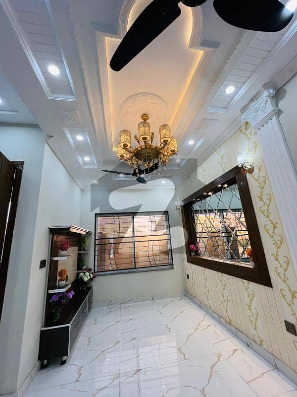 الکبیر ٹاؤن رائیونڈ روڈ,لاہور میں 3 کمروں کا 3 مرلہ مکان 1.5 کروڑ میں برائے فروخت۔