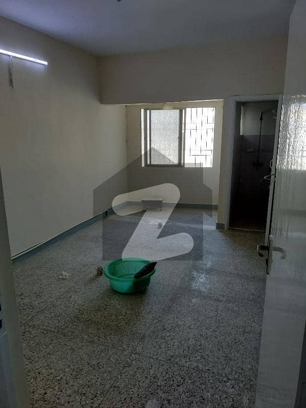 3 Bed 3rd Floor Without Lift West Open Corner Flat Boundary Wall Car Parking 24 Hours Water