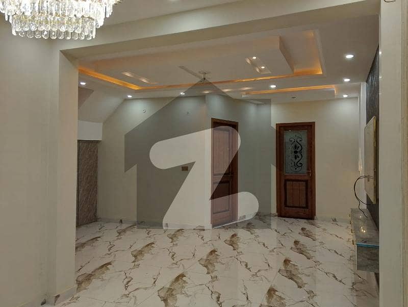 واپڈا ٹاؤن فیز 1 واپڈا ٹاؤن,لاہور میں 5 کمروں کا 5 مرلہ مکان 85.0 ہزار میں کرایہ پر دستیاب ہے۔