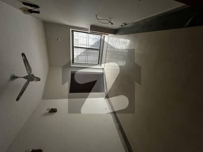واپڈا ٹاؤن لاہور میں 3 کمروں کا 5 مرلہ مکان 2.0 کروڑ میں برائے فروخت۔