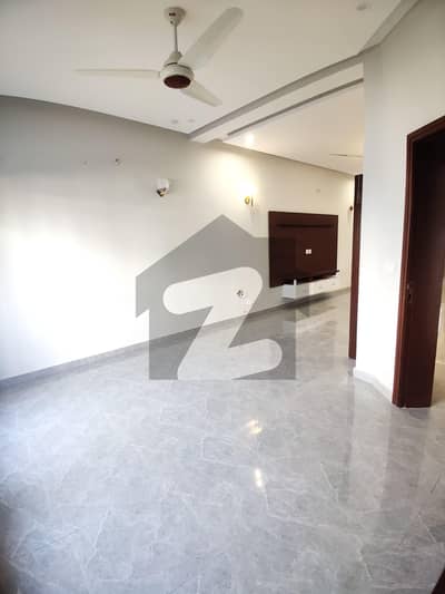 7 Marla Luxurious House For Sale In Abu Bakr Block Bahria Town Phase 8