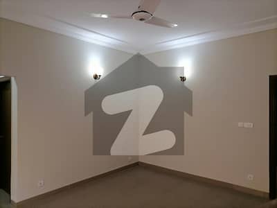 1 Kanal Spacious House Is Available In Askari 10 - Sector B For sale