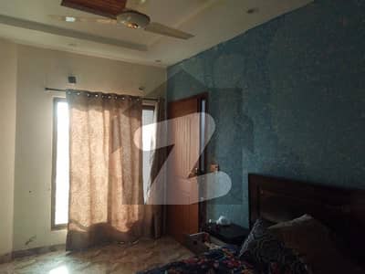 4 Marla Flat For Rent In Punjab Coop Housing Society