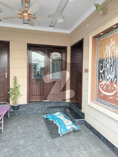 اتحاد ٹاؤن رائیونڈ روڈ,لاہور میں 4 کمروں کا 5 مرلہ مکان 2.6 کروڑ میں برائے فروخت۔