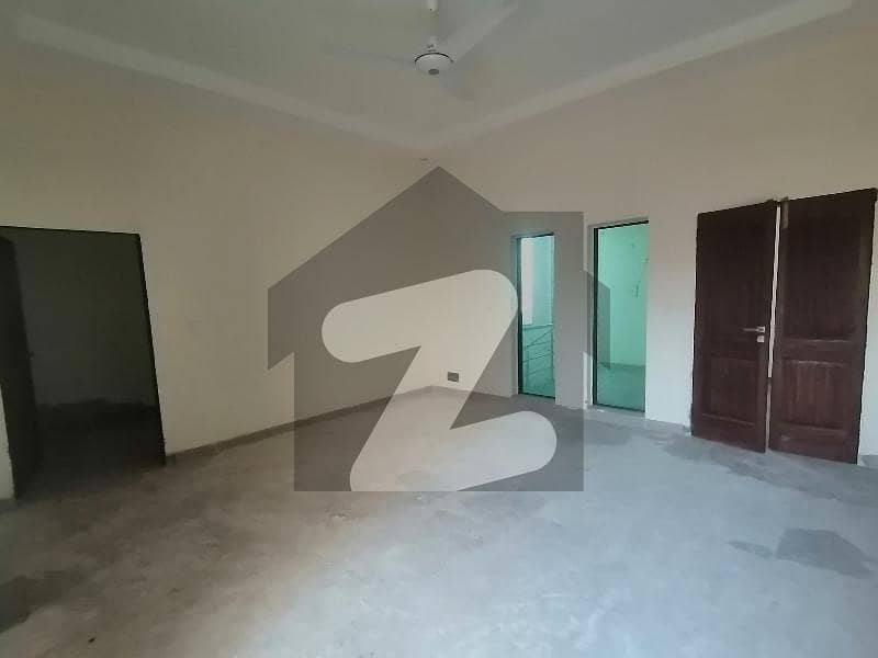 Prime Location House Of 3 Marla Is Available For sale In Northern Bypass