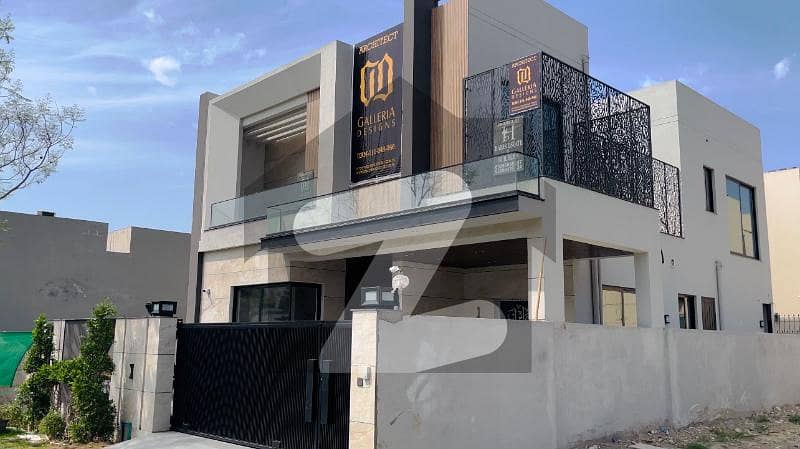 Dha Lahore Phase 5 Beautiful New build Solid House with 4 Bedrooms for Sell.