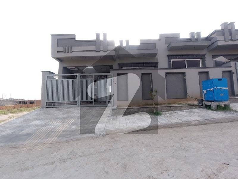 Corner 1250 Square Feet Spacious House Is Available In Jinnah Gardens Phase 1 For Sale