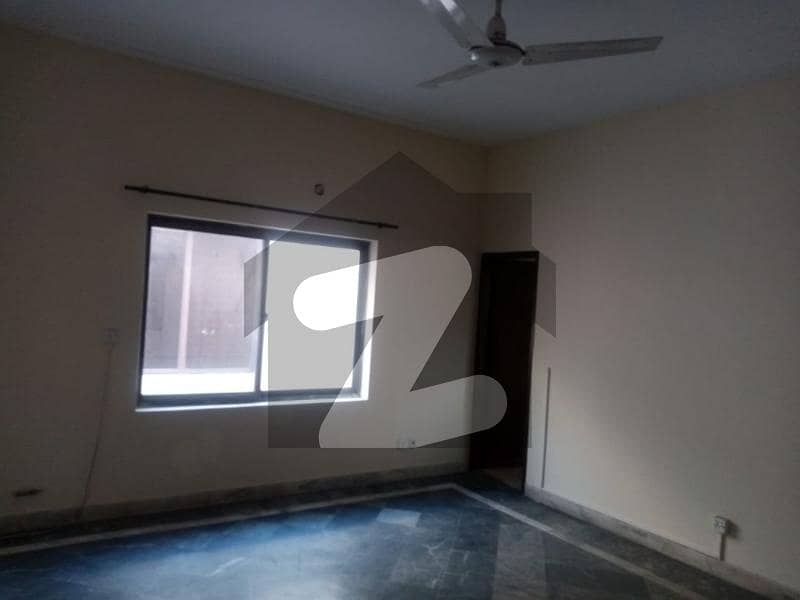Ready To rent A Upper Portion 1 Kanal In DHA Phase 2 Lahore