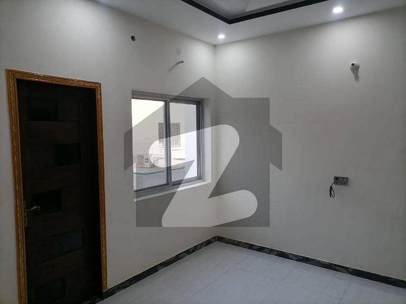 Spacious Lower Portion Is Available In Johar Town For Rent