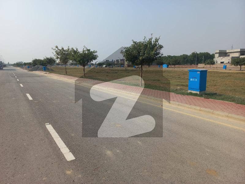 Beautiful Location 10 Marla Main Boulevard Residential Plot For Sale In Bahria Orchard Phase 4