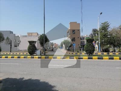 Highly-Desirable Corner Residential Plot Available In Bahria Nasheman - Zinia For sale