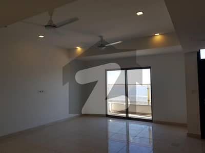 EMAAR PEARL TOWERS 2+STUDY TOWNHOUSE UNFURNISHED OR FURNISHED AVALIABLE FOR RENT.