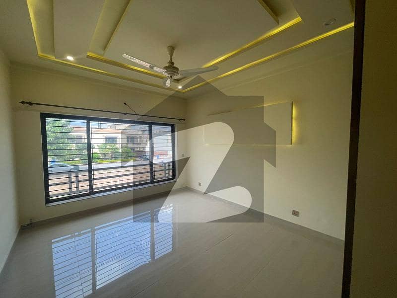 Sector A 10 Marla House Upper Portion For Rent