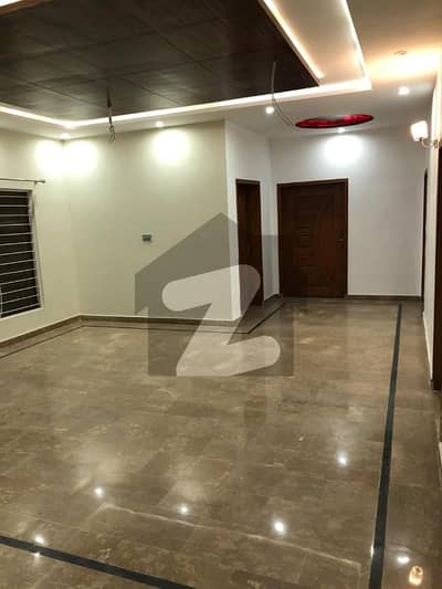 1 KANAL UPPER PORTION AVAILABLE FOR RENT IN TIP HOUSING SOCIETY PHASE 2