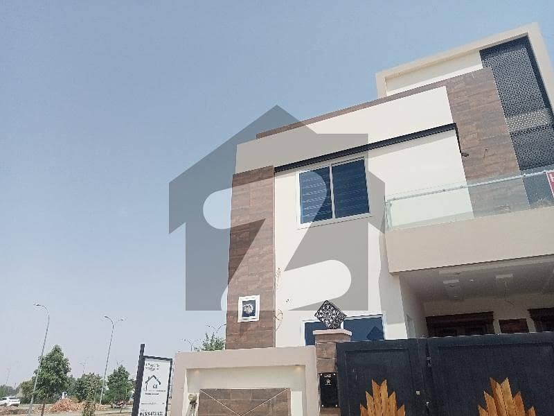 اتحاد گارڈن ایئر پورٹ روڈ,رحیم یار خان میں 5 کمروں کا 5 مرلہ مکان 1.8 کروڑ میں برائے فروخت۔