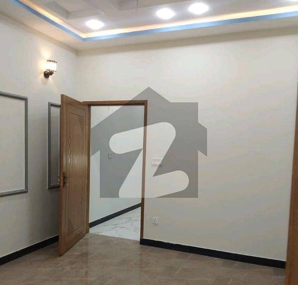 نیواقبال پارک کینٹ کینٹ,لاہور میں 3 کمروں کا 2 مرلہ مکان 85.0 لاکھ میں برائے فروخت۔