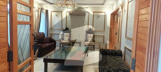 ماڈل ٹاؤن لاہور میں 8 کمروں کا 1 کنال مکان 17.0 کروڑ میں برائے فروخت۔