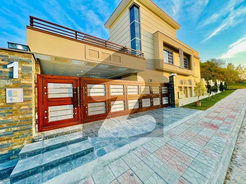Spacious House Is Available In DHA Defence Phase 2 For sale