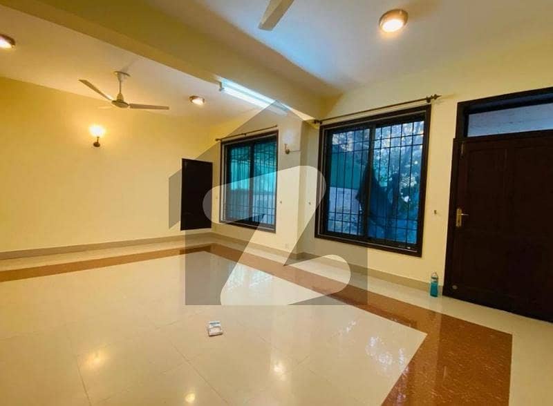F-10 Saprat gate ground floor available for rent beautiful Location