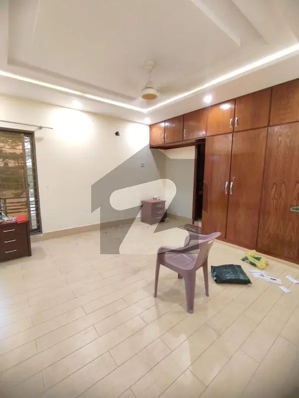 10 Marla House with Basement Available For Rent in DHA Phase 3 Block Z Near Market