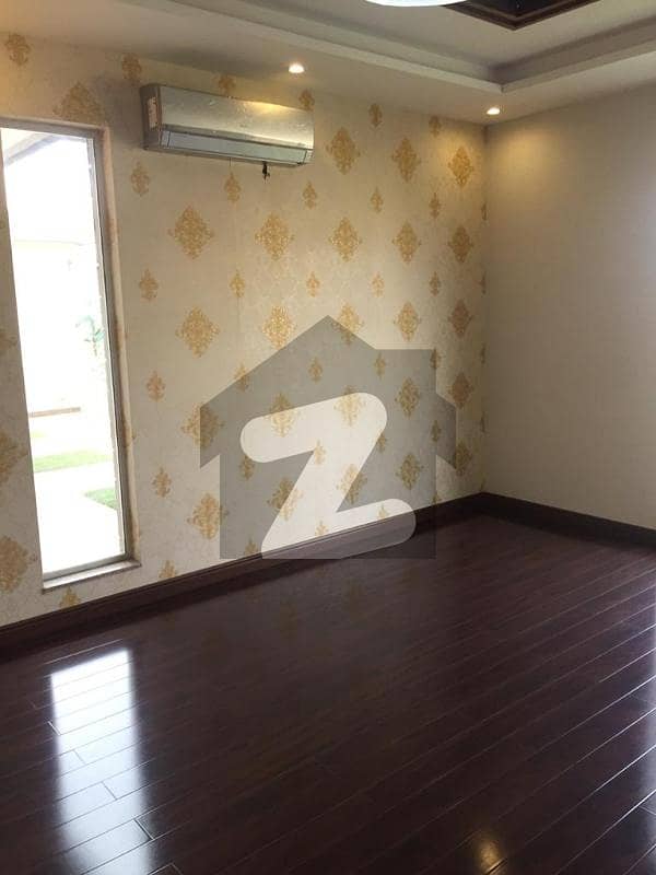 Gorgeous Location Bungalow For Rent In DHA Phase 3-XX