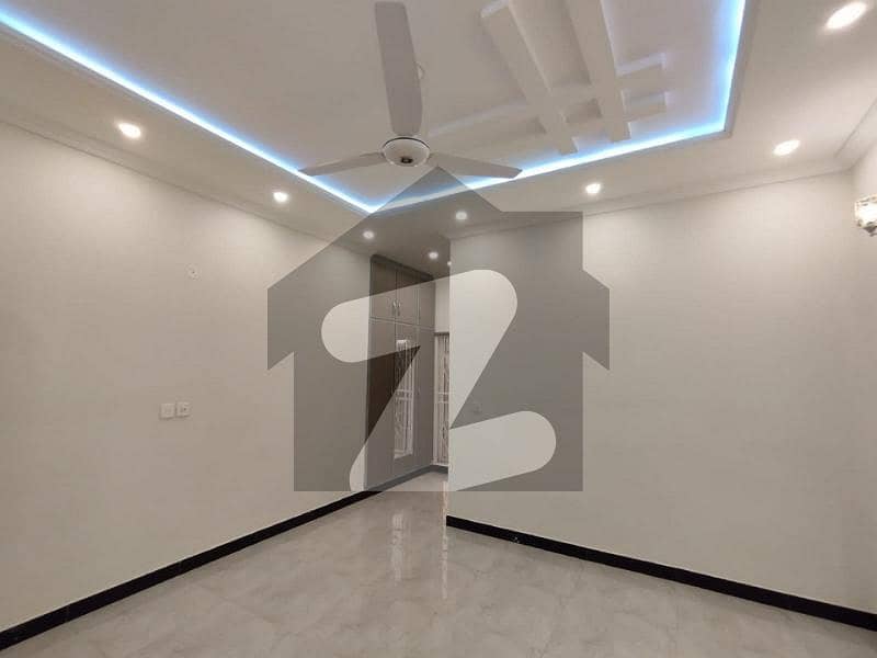 10 marla like a brand new upper portion for rent jasmine block bahria town lahore