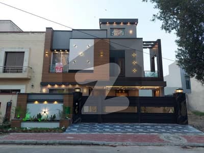 10 Marla Luxurious Designer House For Sale In Bahria Town Lahore Sector C