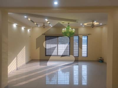 Beautiful 1 Kanal House For Sale In Dha Phase-2