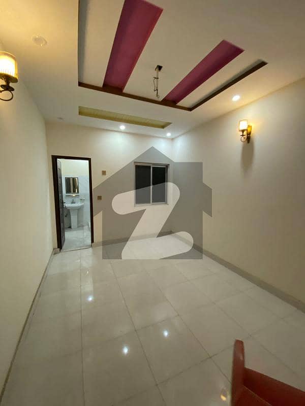 مین کینال بینک روڈ لاہور میں 6 کمروں کا 8 مرلہ مکان 3.5 کروڑ میں برائے فروخت۔