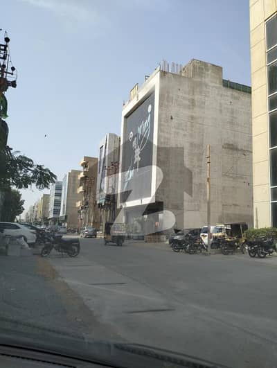 ڈی ایچ اے فیز 5 ڈی ایچ اے ڈیفینس,کراچی میں 1 کنال کمرشل پلاٹ 68.0 کروڑ میں برائے فروخت۔