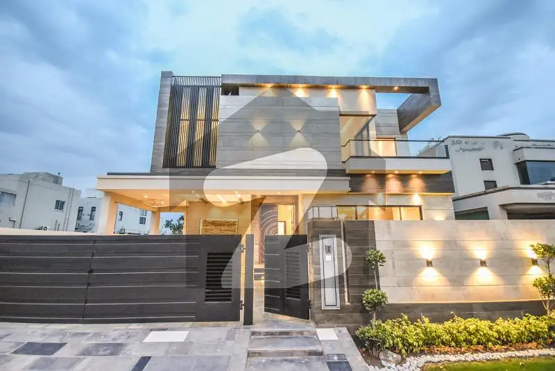 10 MARLA BRAND NEW MODERN DESIGN HOUSE WITH BASEMENT FOR SALE PRIME LOCATION IN DHA PHASE 7 LAHORE