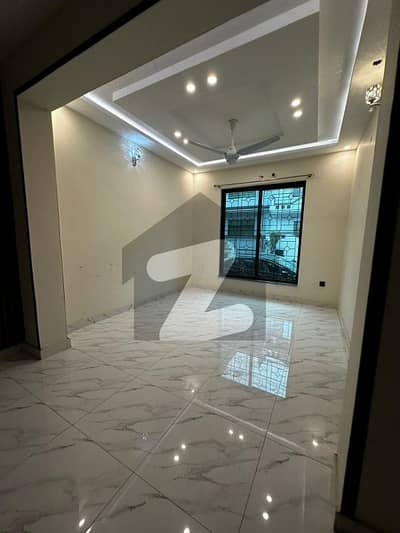 ONE KANAL FIRST FLOOR AVAILABLE FOR RENT IN WAPDA TOWN ONLY IN 60K