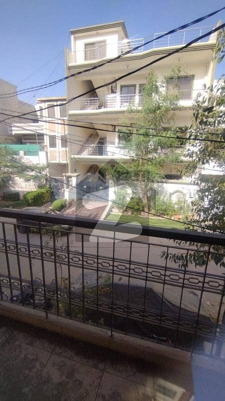 HOUSE FOR SALE GROUND +ONE WITH ROOF 240 SQYDS GULSHAN BLOCK 5