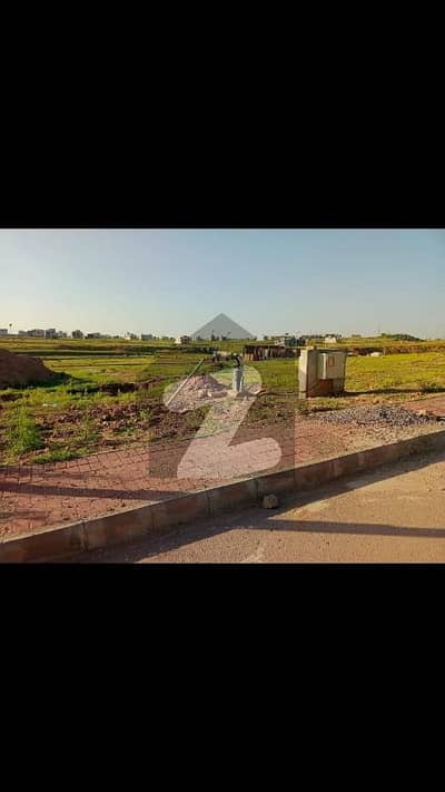 10 Marla Plot For Sale In Sector F-1 Phase 8 Bahria Town , Rawalpindi