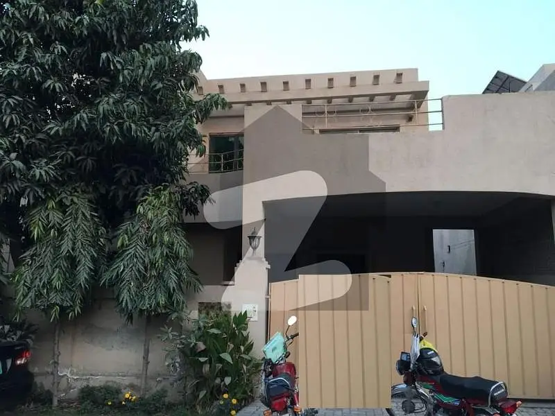 10 Marla House available for Rent in Askari-10 Lahore