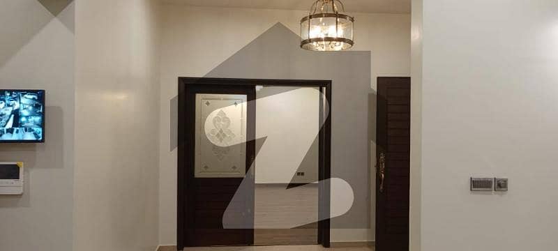 ڈی ایچ اے فیز 5 ڈی ایچ اے ڈیفینس,کراچی میں 8 کمروں کا 1 کنال مکان 30.0 کروڑ میں برائے فروخت۔