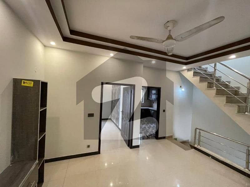 5 Marla Like New House Bahria Town Lahore