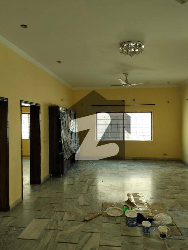 One Kanal Neat & Clean Upper Portion Available For Rent In Tariq Garden Lahore D Block