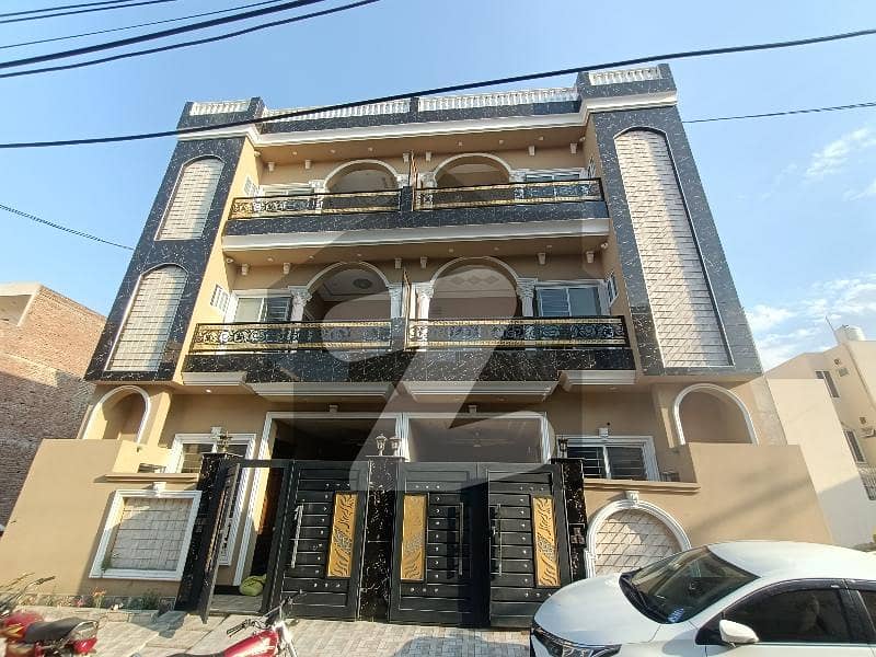 جوہر ٹاؤن فیز 2 جوہر ٹاؤن,لاہور میں 7 کمروں کا 5 مرلہ مکان 3.25 کروڑ میں برائے فروخت۔
